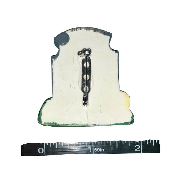 Vintage Halloween gravestone pin - Picture 4 of 4